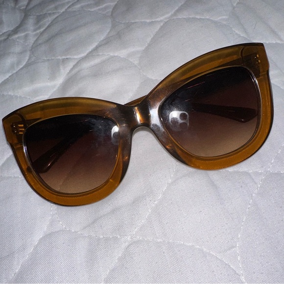 sunglasses - Picture 4 of 10